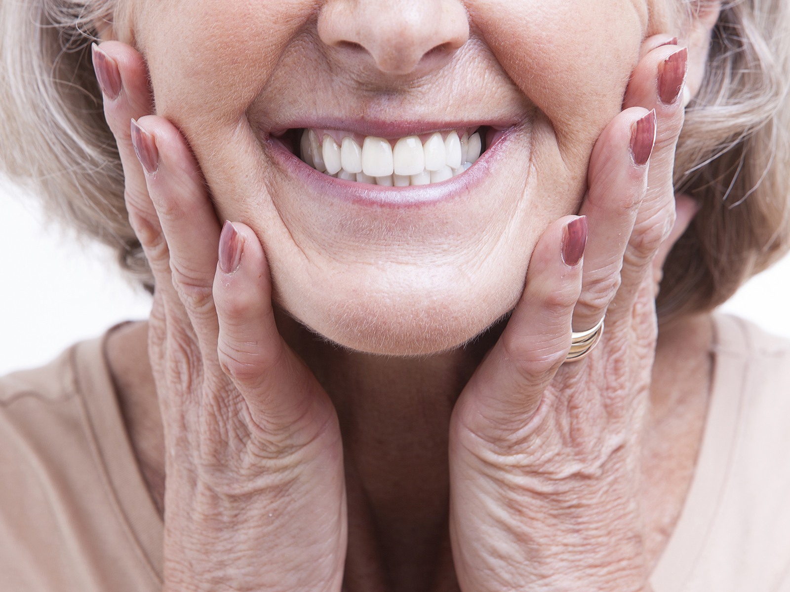Dentures that You Can Wear All the Time