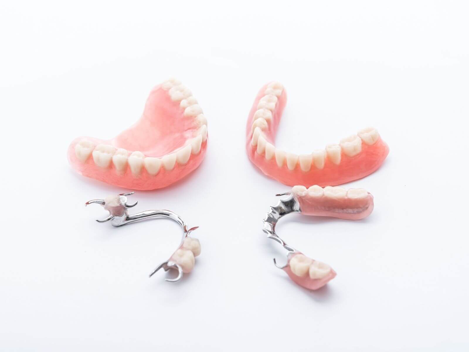 Traditional Dentures Vs. Implant-Supported Dentures
